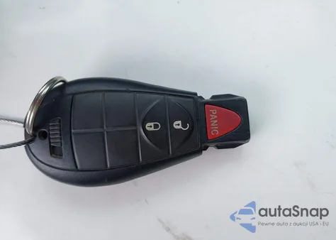 2018 Jeep Cherokee Latitude 4X4 z USA, uszkodzony, nr VIN 1C4PJMCX5JD533192